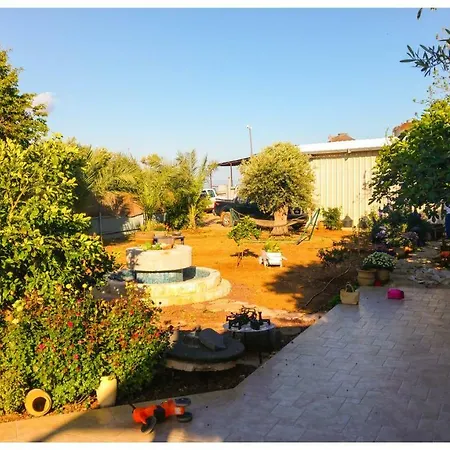 בית הכרם Hazon Exterior photo